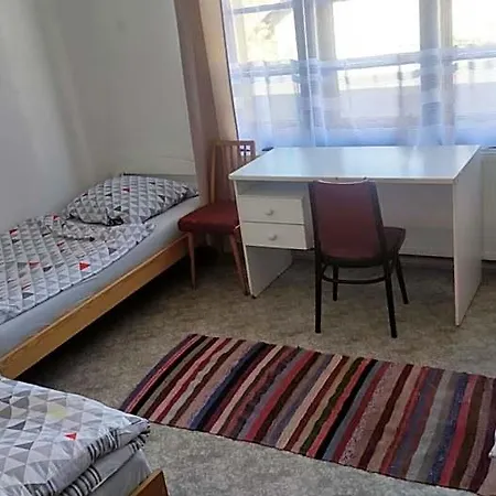 Narodak ,ubytovani *